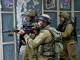 Палестинцы: израильские военные задержали тележурналистов в Рамалле