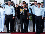 Командующий индийскими вооруженными силами Дипак Капур во время визита в Израиль в 2009-м году