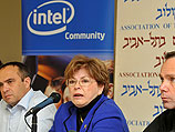 Генеральный директор израильского отделения компании Intel Максин Фассберг заявила на состоявшейся в Тель-Авиве пресс-конференции, что на долю Intel-Israel приходится 40% от доходов одного из мировых лидеров индустрии высоких технологий