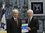 Шимон Перес и Стэнли Фишер. Иерусалим, 28 марта 2012 года