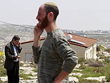 Несколько представителей фракции "Наш дом Израиль" посетили 1 апреля поселенческий форпост Мигрон