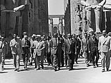 Бен Белла, Хрущев и президент Египта Гамаль Абдель Насер в Луксоре. 1964 год