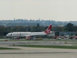 В аэропорту Лондона совершил аварийную посадку Airbus A330, 16 апреля 2012 года
