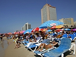 На тель-авивском пляже (рядом с пляжем Буграшов)
