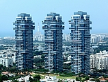Элитный жилой комплекс "Мигдалей Акиров" в Тель-Авиве 