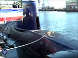 Церемония передачи новой подводной лодки класса "Дельфин" военно-морскому флоту Израиля. Киль, 3 мая 2012 года