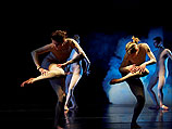 Труппа Company E представит израильтянам "не стандартные балеты" 