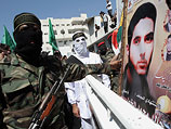 Боевики "Исламского джихада" на церемонии захоронения останков террористов, переданных Израилем. Бейт-Ханун, сектор Газы, 31 мая 2012 года