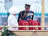 Королева Елизавета II и принц Филип на речном параде. Лондон, 03.06.2012