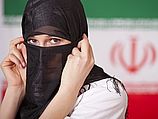 Секс и самогон: взгляд на жизнь "простых иранцев"