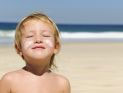 Как защитить детей от пагубного влияния солнца. Советы 