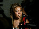 Лилах Шем-Тов - мать убитых детей - после суда над бывшим мужем. 10 июля 2012 года