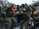 Израильские военные во время спасательных работ после землетрясения на Гаити