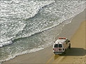 На пляже в Тель-Авиве утонул мужчина, пострадавший госпитализирован в тяжелом состоянии