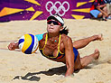 Песчаные русалки с мячом: самый сексуальный вид спорта на Олимпиаде