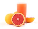 Стакан грейпфрутового сока повышает эффективность препаратов от рака в три раза