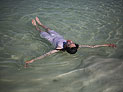 Только для мужчин: ультраортодоксальный пляж на Мертвом море