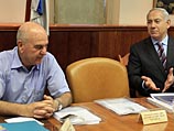 Авигдор Либерман и Ицхак Аронович, отсутствовавшие на заседании, передали свое несогласие с внесенными поправками в письменной форме