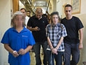 Подростки, подозреваемые в поджоге палестинского такси, освобождены под домашний арест