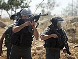 Израильские службы безопасности с тревогой наблюдают за развитием ситуации в палестинской автономии, где уже несколько дней подряд проходят массовые акции протеста