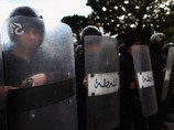 Для разгона демонстрантов полицейские применили слезоточивый газ и резиновые пули
