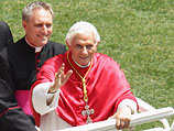 Папа Римский Бенедикт XVI в 2012-м году