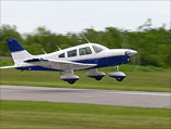 Самолет Piper PA-28 Cherokee