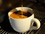 Ученые: желающим сохранить зрение не следует пить более трех чашек кофе в день