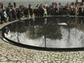 В Берлине открыт мемориал цыганам - жертвам нацизма, спроектированный израильтянином