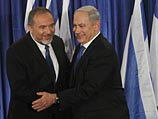 Авигдор Либерман и Биньямин Нетаниягу. Иерусалим, 25 октября 2012 года