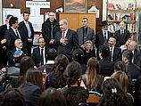 Биньямин Нетаниягу и Франсуа Олланд в школе "Ор а-Тора" в Тулузе. 01.11.2012