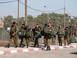 Израильские военные около границы с сектором Газы