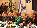 Израиль и Россия подписали соглашение об удешевлении мобильной связи