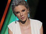 Самой элегантной красавицей церемонии американские СМИ назвали певицу Тейлор Свифт