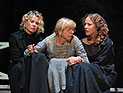В Израиль приедут два спектакля Андрея Кончаловского: "Три сестры" и "Дядя Ваня"