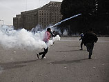 В Египте продолжаются беспорядки, армия не вмешивается