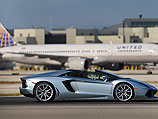 Lamborghini Aventador LP700-4 Roadster дебютировал в аэропорту Майами