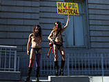 Участники акции протеста около мэрии Сан-Франциско. 1 февраля 2013 года