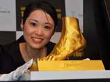 Золотая статуя левой ноги Лиоенеля Месси будет продана за 500 миллионов йен