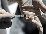 В Швейцарии судят врача-самозванца, который заразил СПИДом 16 пациентов 