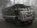 Автобус, следовавший из Гоа в Мумбаи, упал в пропасть: десятки погибших