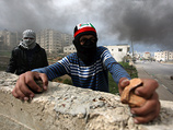 Палестинцы забросали машину камнями: ранены мать и трое детей