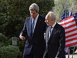 Госсекретарь США Джон Керри и президент Шимон Перес. 08.04.2013