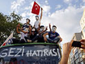 "Зеленый протест" под красными флагами в Турции