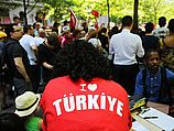 В ходе акций протеста в Стамбуле погиб первый демонстрант