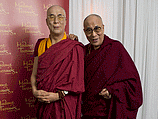 Далай-лама встретился в Сиднее со своим "двойником" 