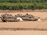Израильские танки на границе сектора Газы
