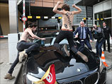 Секстремистки FEMEN атаковали автомобиль премьер-министра Туниса. Брюссель, 25 июня 2013 года