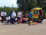 Сотрудники службы скорой медицинской помощи на месте происшествия в Аелет а-Шахар. 25.07.2013