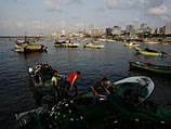 Военнослужащие ВМС Израиля у берегов Газы задержали трех палестинских рыбаков